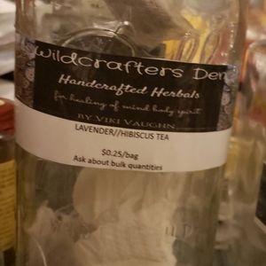 Lavender hibiscus tea